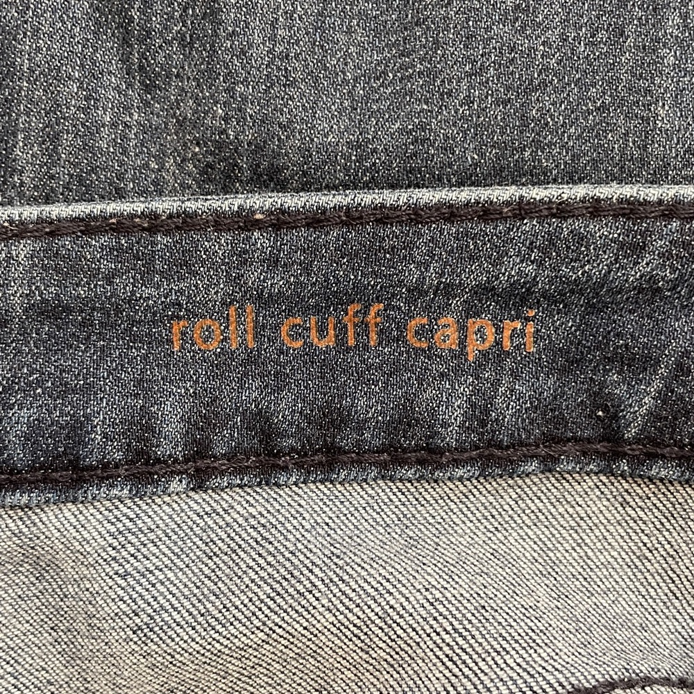 Simply Vera Vera Wang Roll Cuff Denim Capri Jeans, size 12 - Picture 3 of 16